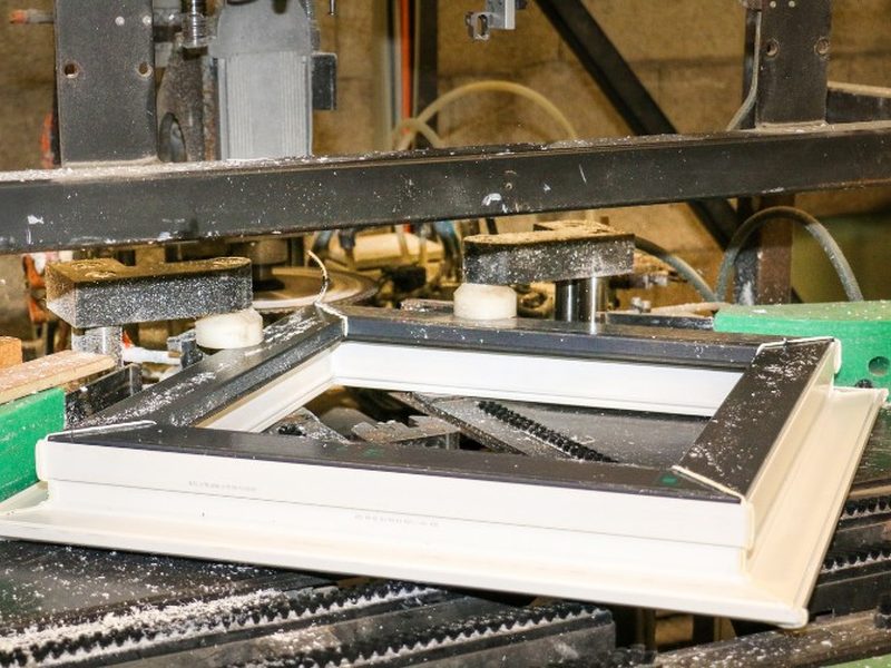 Fabricación de ventanas de madera a medida en Soria con doble acristalamiento